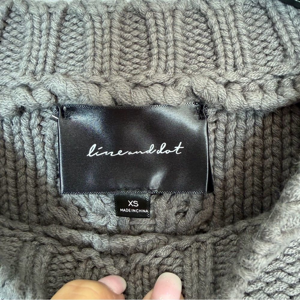 Line And Dot Women’s NWT “Jasper Fringe Sweater” In Charcoal Gray. Size XS. - Picture 3 of 14